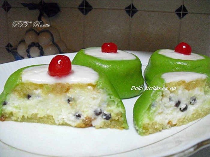 Cassate Ripiene Cassatine siciliane - PTT Ricette