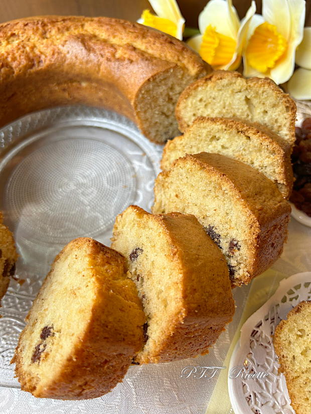 Ciambella con uvetta 6