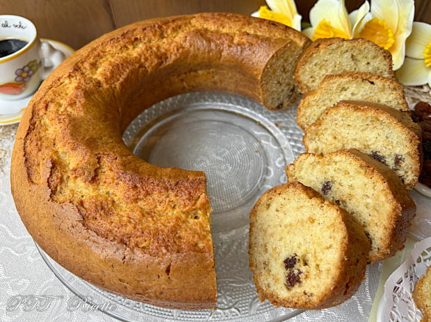Ciambella con uvetta