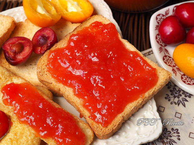 Marmellata di mandarini cinesi Kumquat e ciliegie 11
