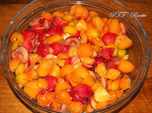 Marmellata di mandarini cinesi Kumquat e ciliegie 3