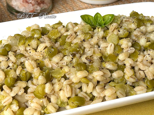 Orzo e piselli spezzati in cottura per assorbimento 9