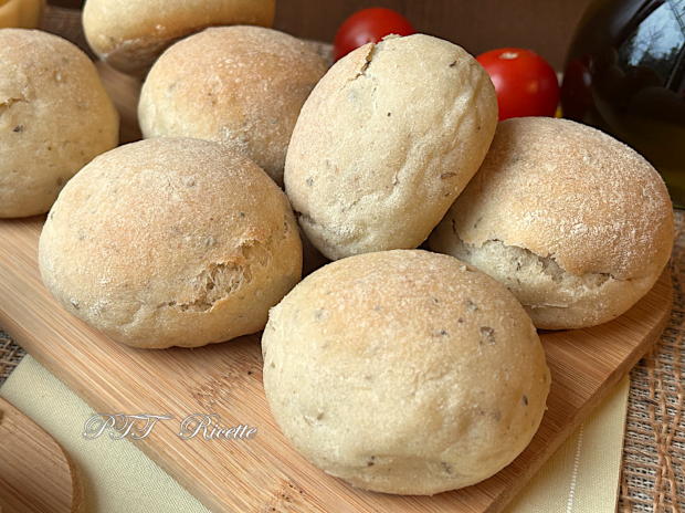 Panini bocconcini all'origano 10