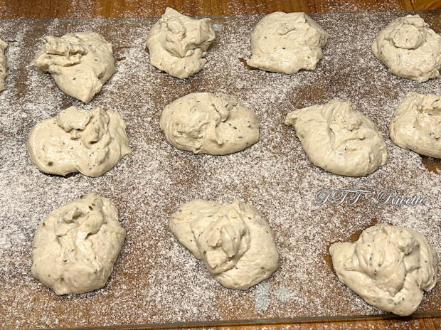 Panini bocconcini all'origano 4