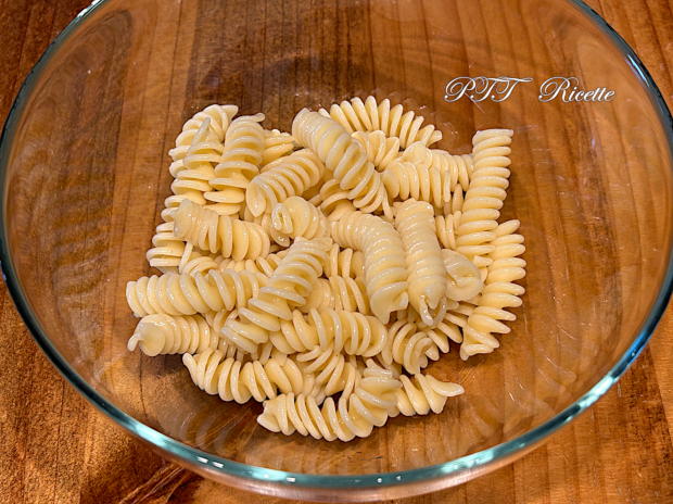Pasta fredda con zucchine grigliate - PTT Ricette