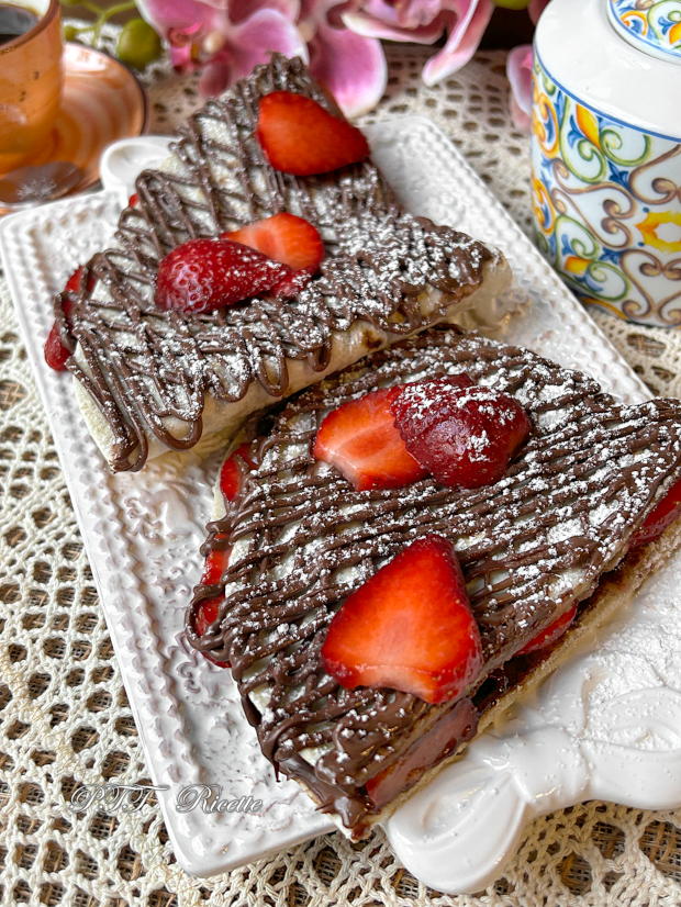 Piadina dolce con fragole e Nutella 10