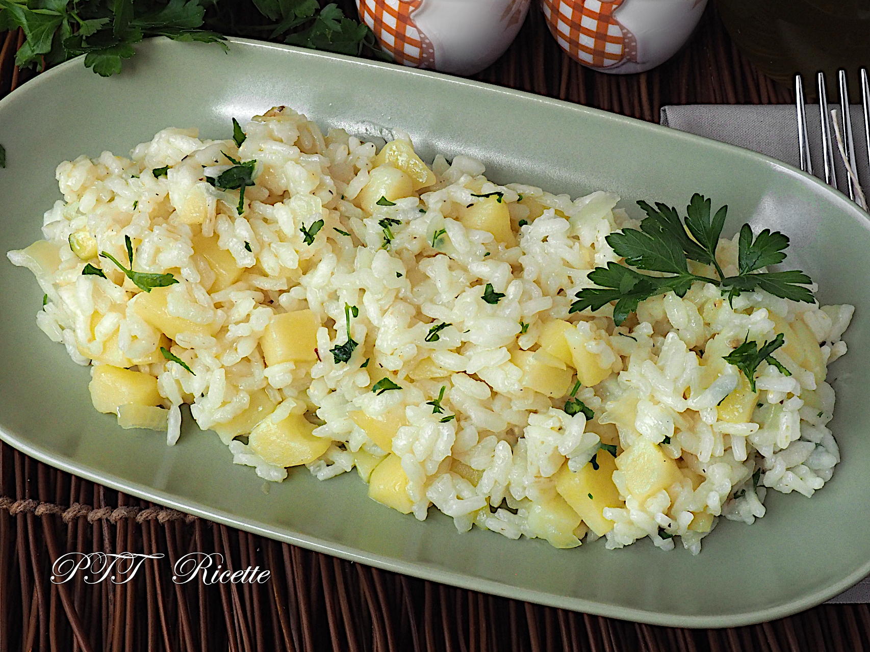 Riso con patate e cipolle, con cottura per assorbimento - PTT Ricette