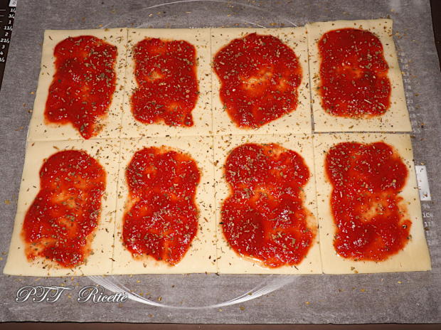 Sfogliatine al pomodoro e origano 3