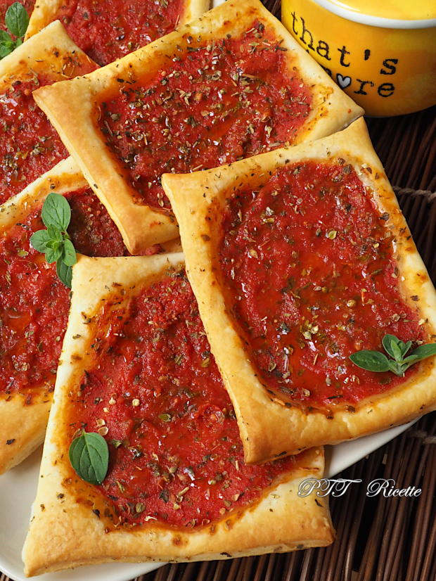 Sfogliatine al pomodoro e origano 5
