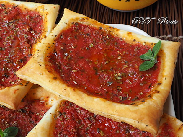 Sfogliatine al pomodoro e origano 6