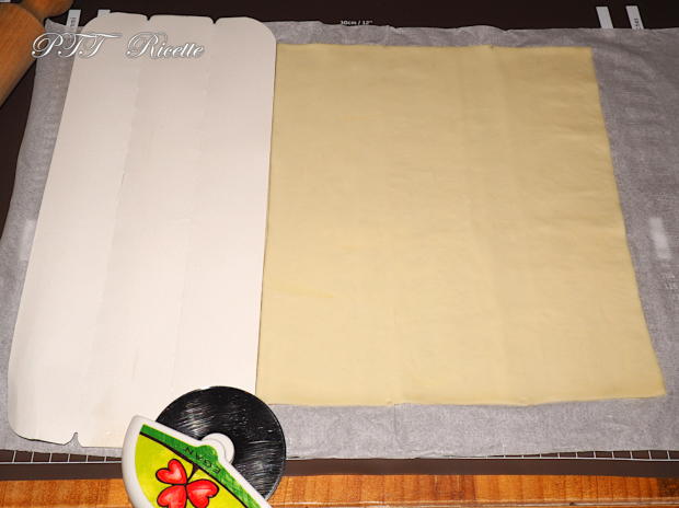 Sfogliatine con crema pasticcera e mirtilli 2
