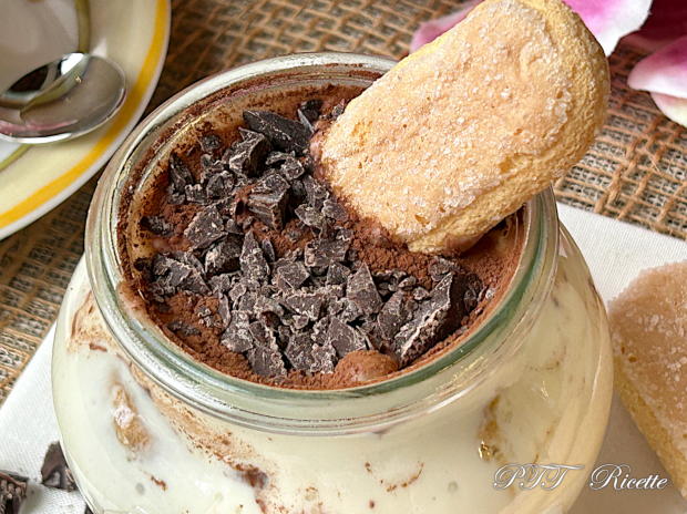 Tiramisù light con yogurt greco 14